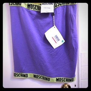 Authentic Moschino Skirt Size 44 NWT